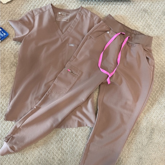 Women's Smokey Taupe Top and Bottom set XXSP - Picture 4 of 5